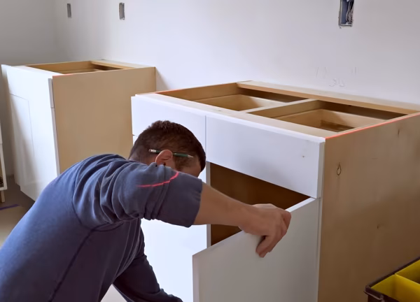 Professional Kitchen cabinet services in Bloomington MN